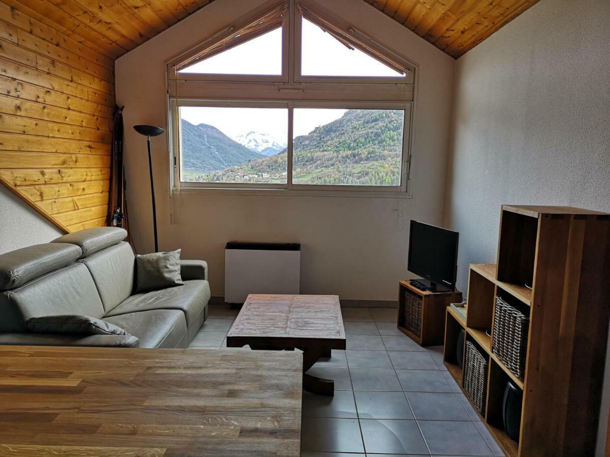Agreable T3 Mezzanine Jusqu'A 5 Personnes Apartment Briancon  Exterior photo